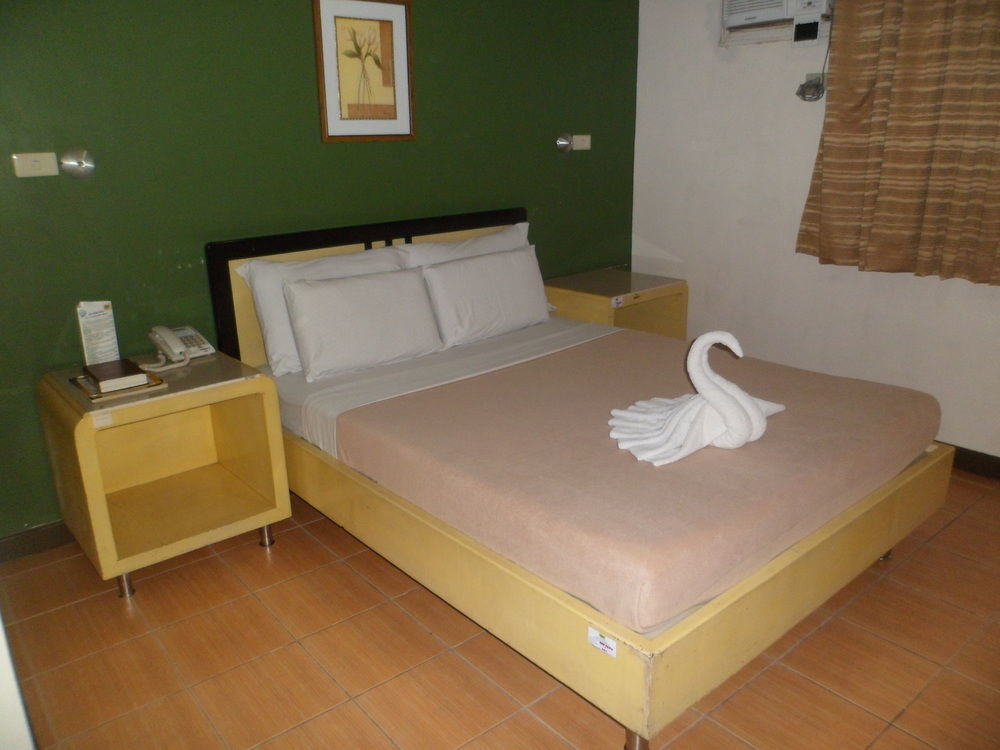 Riverside Inn Babuy Exterior foto