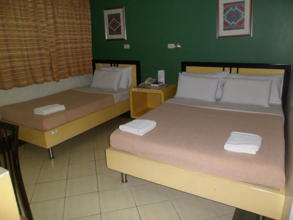 Riverside Inn Babuy Exterior foto