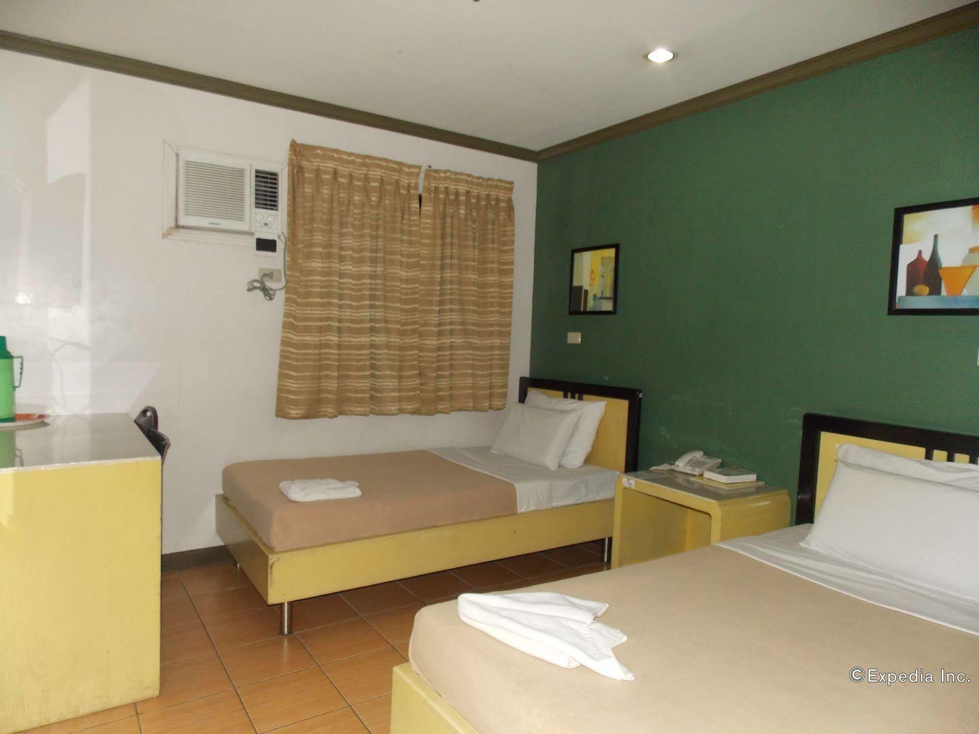 Riverside Inn Babuy Exterior foto