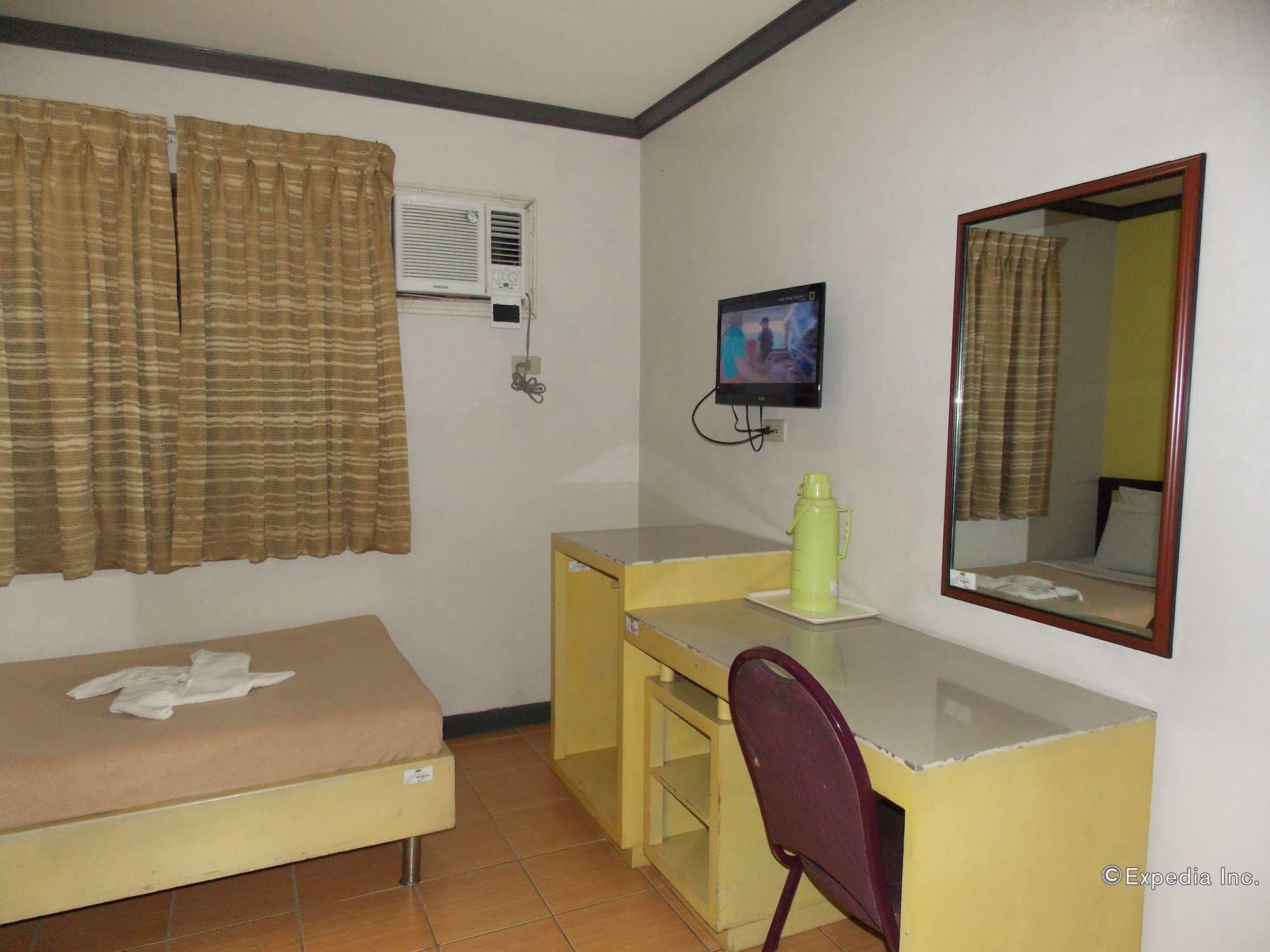 Riverside Inn Babuy Exterior foto